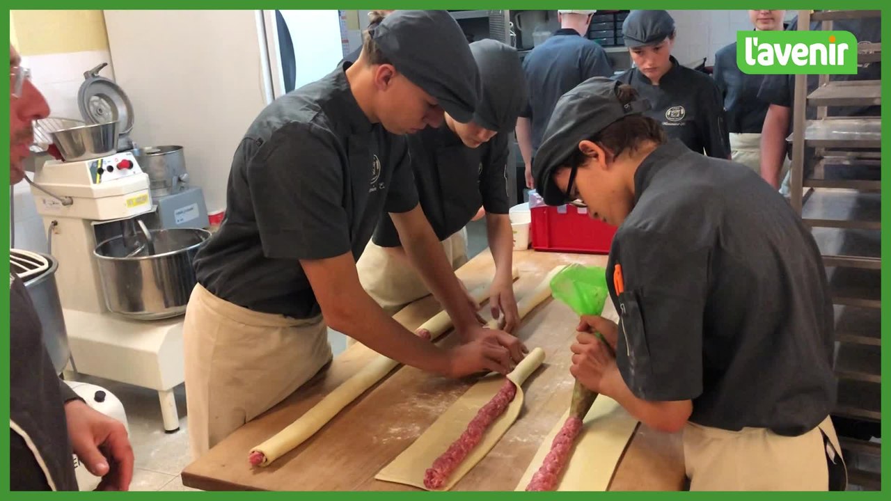 Fêtes de Wallonie : tentative de record de la plus longue avisance du monde