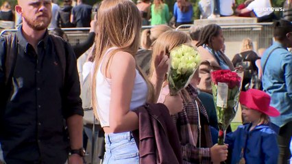 La monarchia ha ancora un senso? Parola ai giovani britannici