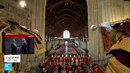 تشارلز الثالث يدخل قاعة البرلمان لأول مرة كملك