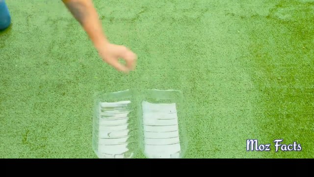 Make फूलदानी from plastic bottles - moz facts - life hacks