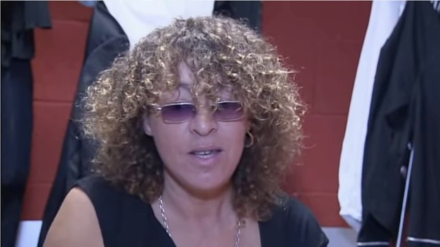 GALA VIDEO - Carol Arnauld est morte : la chanteuse de ‘C'est pas facile’ a succombé à un cancer