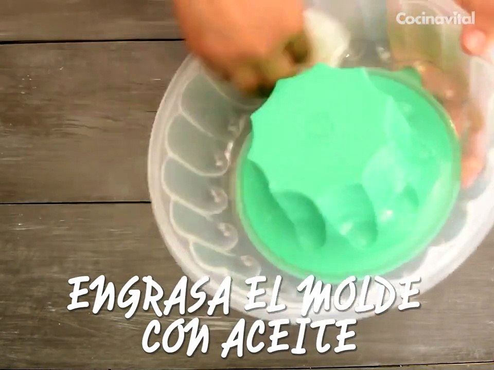 Cómo hacer Gelatina festín de frutas casera | Recetas de postres | Cocina Vital