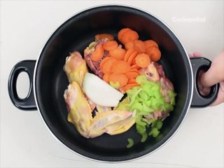 Cómo hacer Fondo blanco de pollo | Receta | Cocina Vital