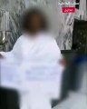 خالف تعليمات العمرة.. القبض على مقيم ظهر في مقطع فيديو يحمل لافتة داخل المسجد الحرام