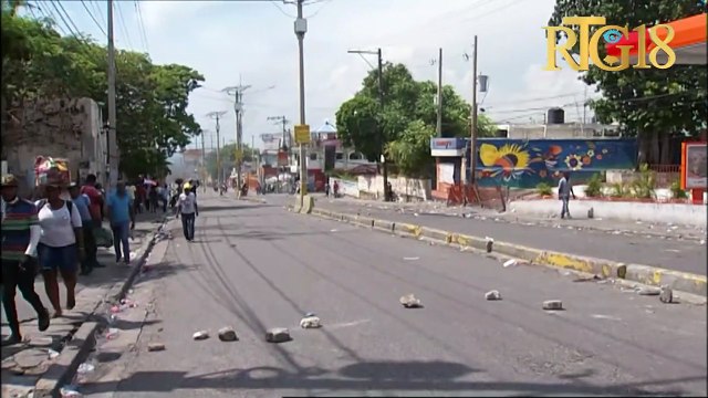 Mouvman tansyon sou wout Dèlma akoz plizyè moun kap pwoteste kont lavi chè ak pwoblèm gaz.