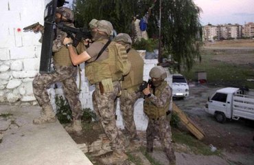 Balıkesir haberi! Balıkesir'de helikopter ve özel harekat destekli uyuşturucu operasyonu