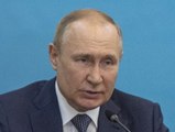 Amtsenthebung: Russische Politiker fordern Putins Rücktritt