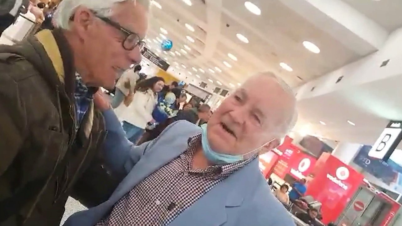 Brothers separated in 1945 reunited in Australia after 77 YEARS apart