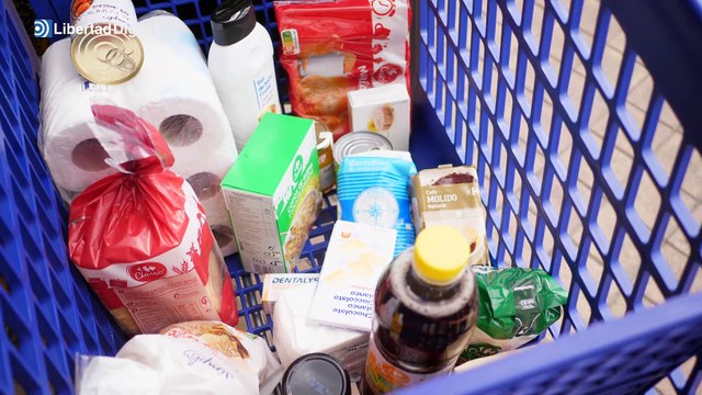 Los clientes de Carrefour claman contra el engaño de su cesta básica