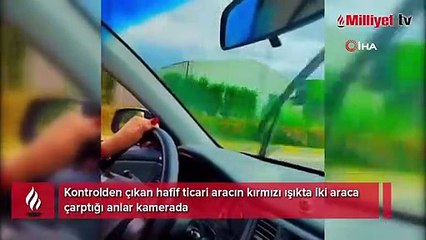 Kırmızı ışıkta bekleyen iki otomobile böyle çarptı