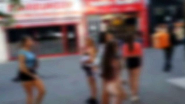 Girls attack security worker in McDonald's