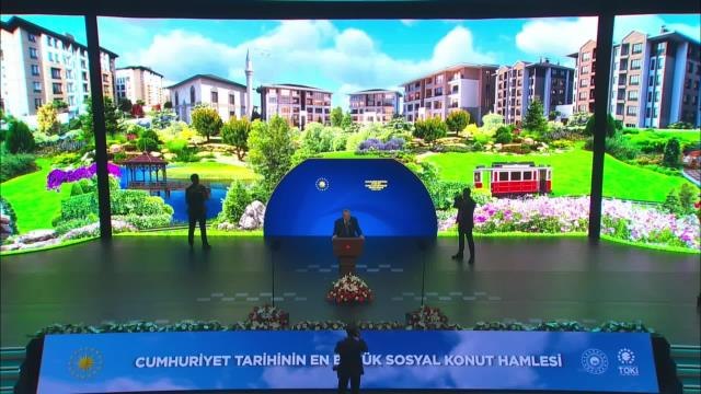 Erdoğan, Yeni Sosyal Konut Projesini Açıkladı: Hedefimiz, Beş Yıllık Süreçte 500 Bin Sosyal Konut, 250 Bin Konut Amaçlı Arsa, 50 Bin İş Yeri Yaparak...