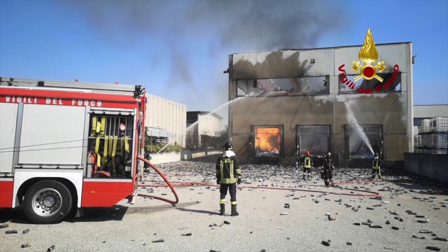 Incendio in un’azienda chimica nel veronese, due operai feriti