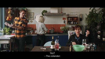 Une vie démente Bande-annonce (UK)