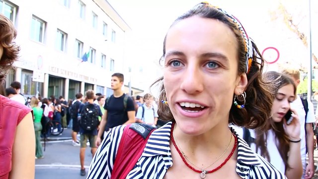 Elezioni, rientro a scuola con campagna elettorale: la prima volta al voto dei 18enni