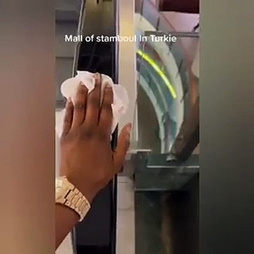 Mall of İstanbul’daki bu görüntü pes dedirtti! Giderken bir kez daha düşünün