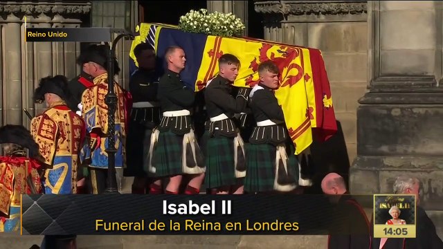 Féretro de la reina Isabel II llega a Londres