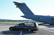 Queen Elizabeth’s coffin carried by hearse to her home of 70 years Buckingham Palace