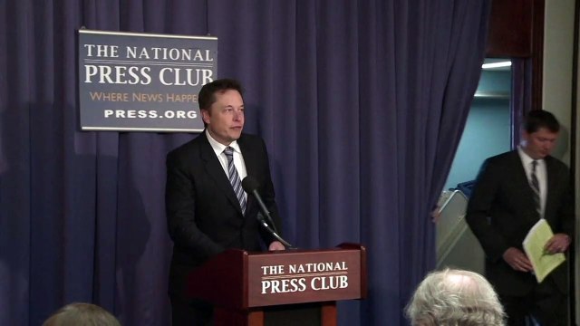 Accionistas de Twitter aprueban la venta a Musk que está en suspenso