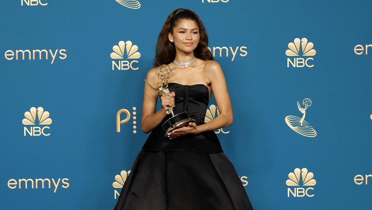 Das hat noch keiner geschafft! zendaya schreibt mit emmy-gewinn geschichte