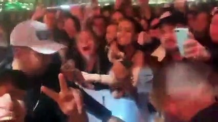 João Gomes puxa coro contra Bolsonaro durante apresentação no Rock In Rio