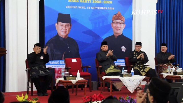 Momen Ridwan Kamil Berpantun Doakan Prabowo Jadi Presiden
