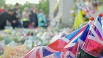 Londra, i giorni dell'ultimo saluto a Elisabetta II: la commozione di un popolo per la sua regina