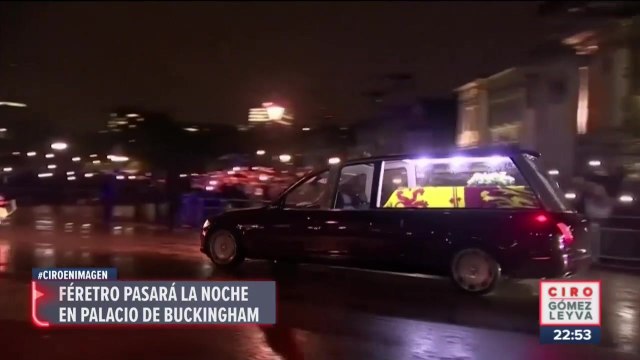 Trasladan restos de la reina Isabel II al Palacio de Buckingham