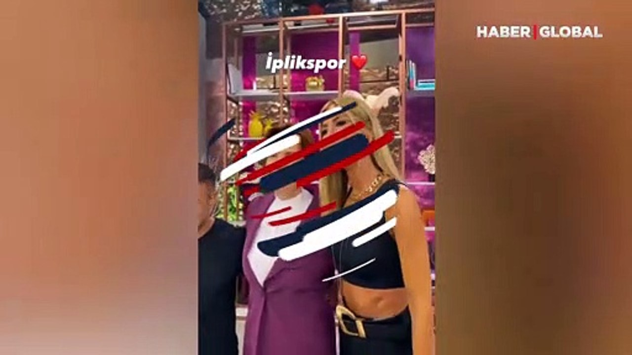 Meral Akşener ve Çağla Şıkel arasında güldüren diyalog