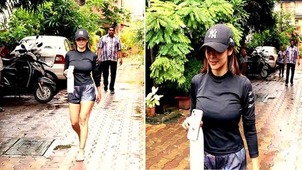 Malaika Arora Workout के बाद हुईं Spot, Cap की आड़ में सूजी हुई आंखें छुपाती हुई आईं नजर *Video