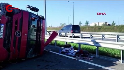 Arnavutköy'de hafriyat yüklü kamyon ile otomobil çarpıştı