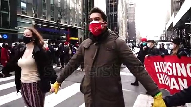 Protest against expiration of moratorium on eviction, 5th Avenue, 3rd Avenue, Manhattan, New York, NY, USA - 14 Jan 2022