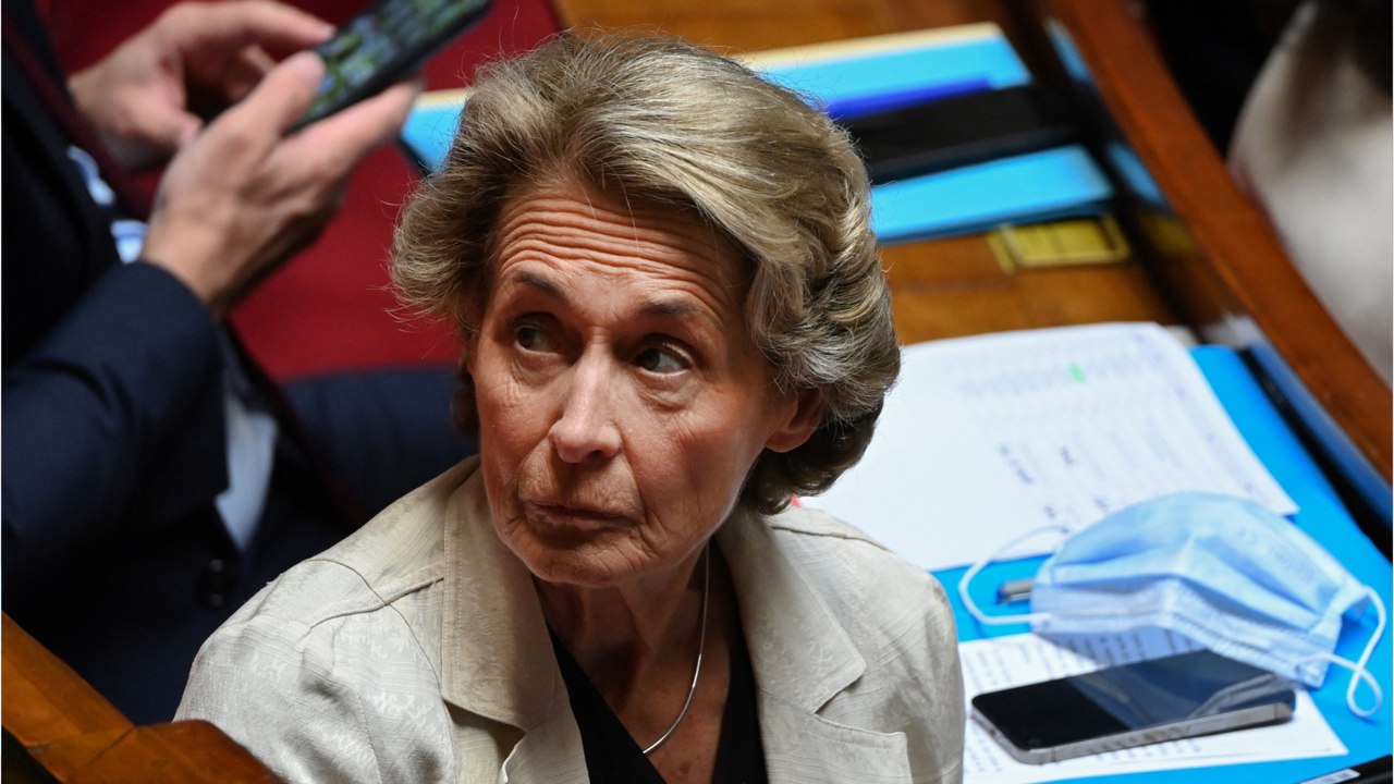 GALA VIDEO - Polémique Caroline Cayeux : pourquoi la ministre n’est pas encore tirée d’affaire