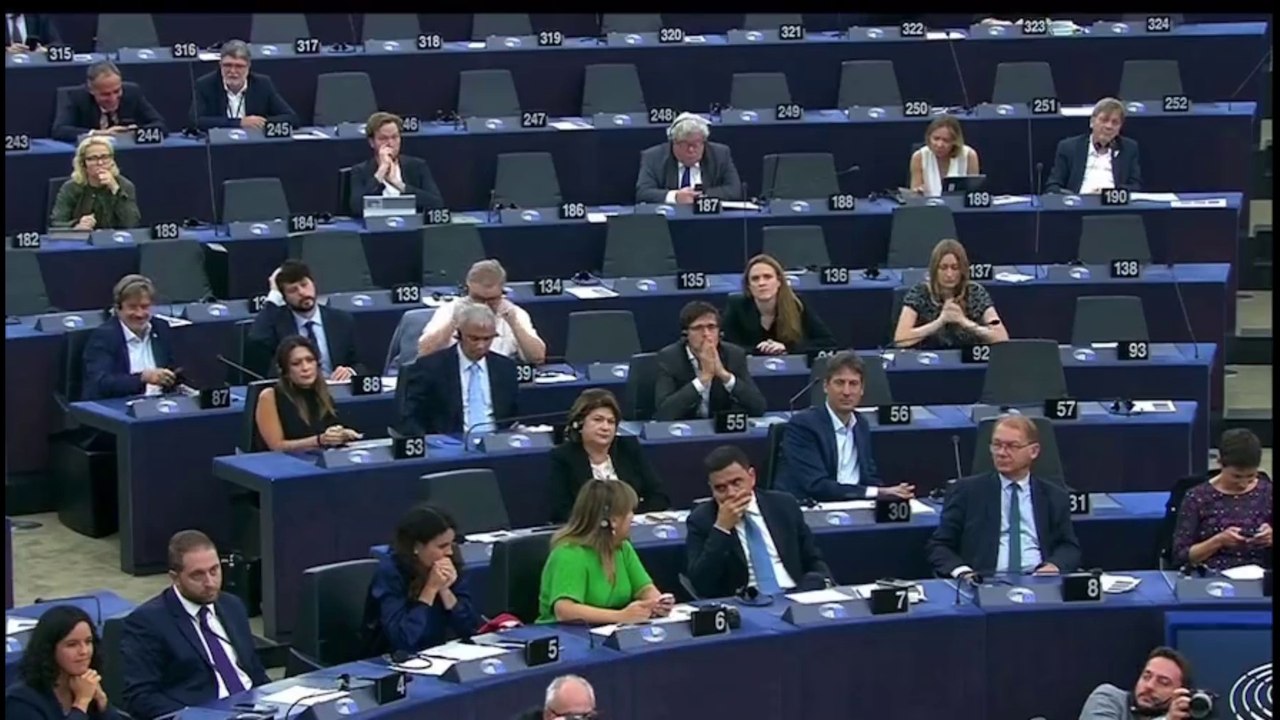 "Envoyez ces factures d'électricité à Moscou, ce sont eux qui sont à la source de nos problèmes": Ursula von der Leyen recadre Manon Aubry lors du débat sur l'état de l'Union