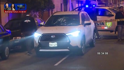 Hombre es asesinado de 40 balazos dentro de su vehículo en La Perla