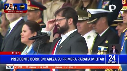 Chile: piden renuncia de Gabriel Boric durante desfile militar