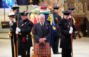 ¿Por qué es tan importante para la humanidad que la realeza llorara en el funeral de la reina Isabel?