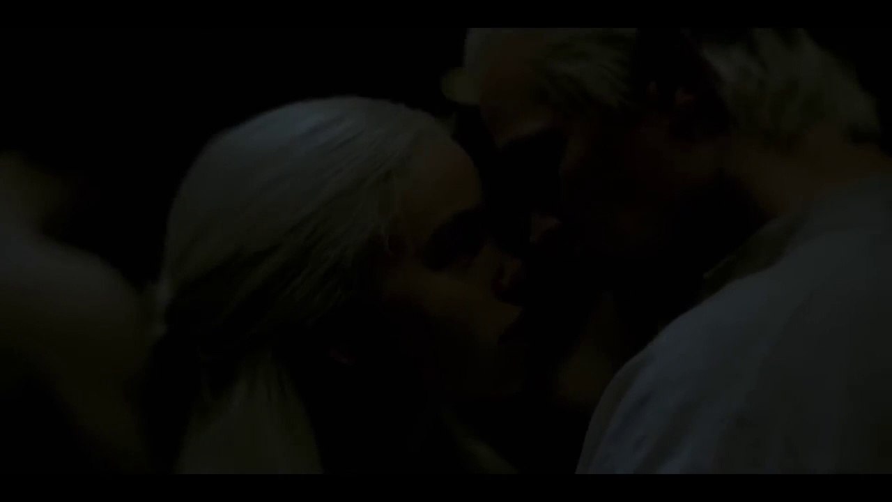 House of the Dragon 1x04 _ Kissing Scene — Daemon and Rhaenyra (Matt Smith and Milly Alcock)