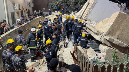 فرق الإنقاذ تواصل البحث عن ناجين تحت ركام مبنى اللويبدة في عمّان