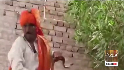 Who are Jogis and what is their religion? | Aljazair Urdu