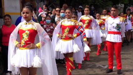 Estelí: bandas rítmicas desfilan celebrando a la patria