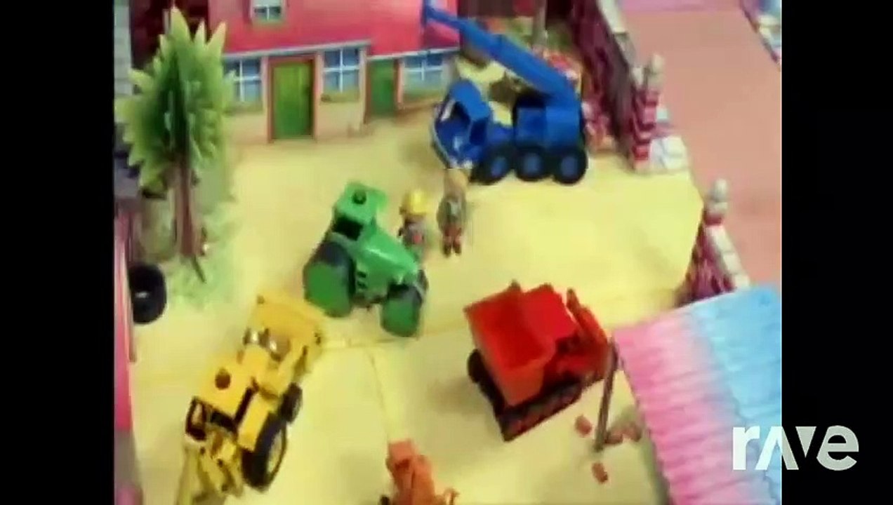 Funny The Builder Intro Theme Song720