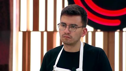 Cynthia llora: “los dos peores platos que preparé son bolivianos”