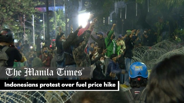 Indonesians protest over fuel price hike