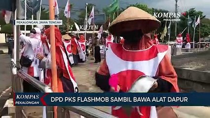 DPD PKS Flashmob Sambil Bawa Alat Dapur
