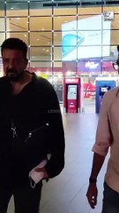 ब्लैक शर्ट में Sanjay Dutt हुए एयरपोर्ट पर स्पॉट