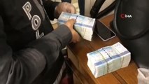 Piyasaya sahte Türkmen parası sürmeye çalışan 15 şüpheli yakalandı