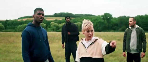 Hounded Bande-annonce (EN)