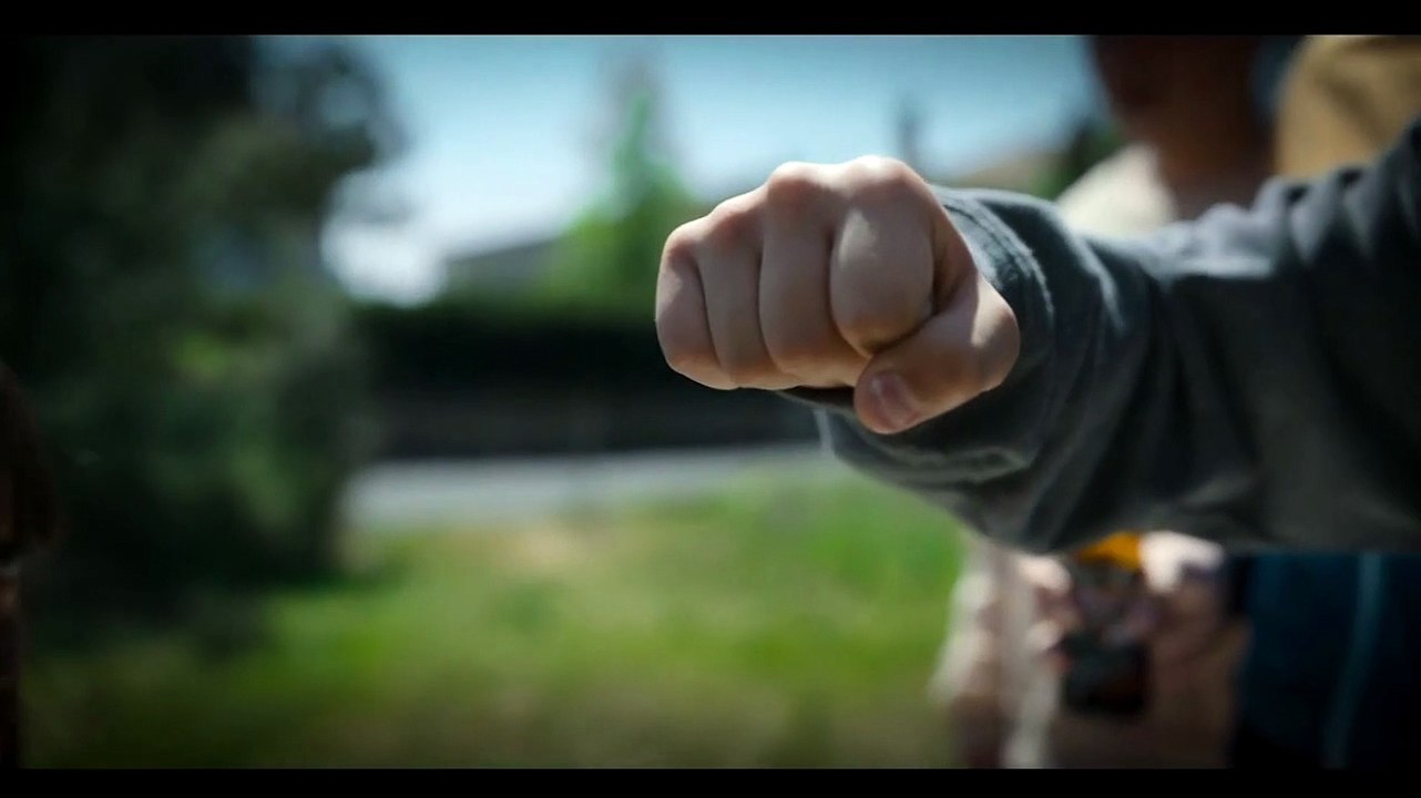 Everyone Will Burn Trailer OmeU