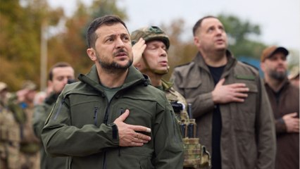 VOICI - Volodymyr Zelensky : le président ukrainien victime d'un accident de voiture dans la nuit